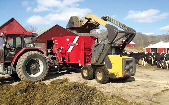 Roto-Mix VX-315 Vertical Single Auger Mixer With Skid Steer Loading.